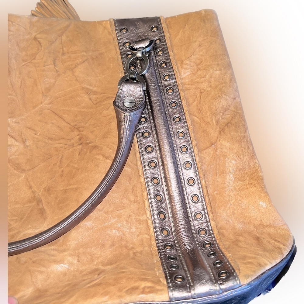 Junior Drake leather tote bag, used twice, good condition! Reinforced feet